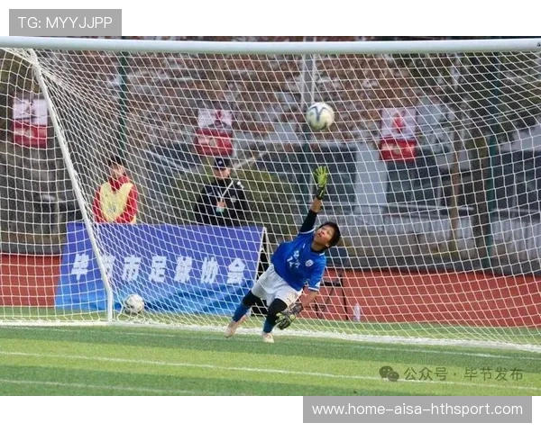 俱乐部青训成果展在本地文化节亮相赢得掌声，青训联赛