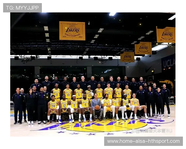 湖人替补中锋攻防稳定，成为球队支柱