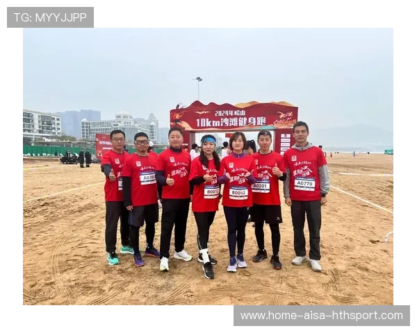 沙滩跑比赛全程冲刺引来掌声